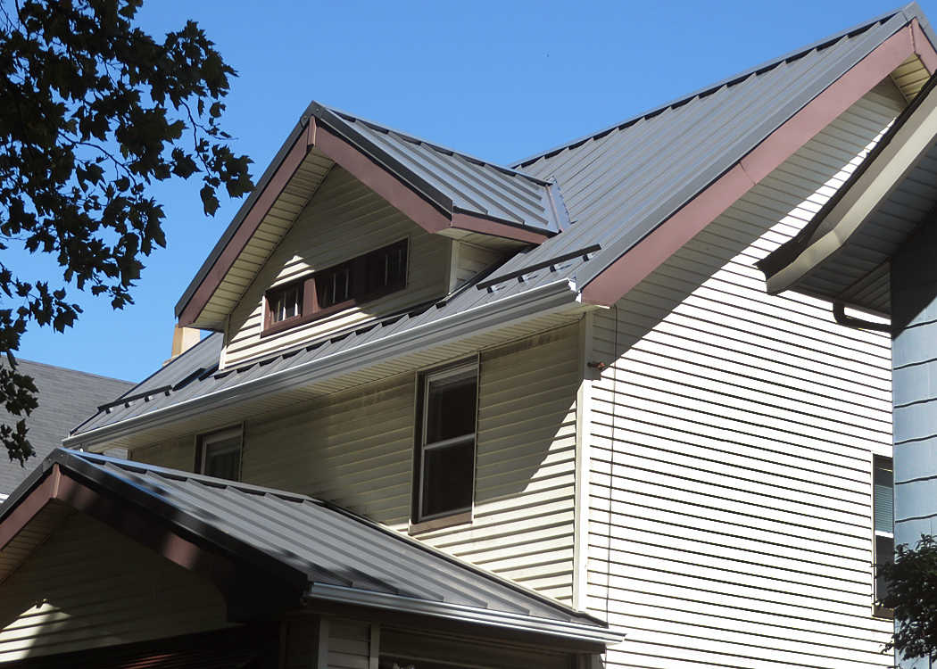 Standing Seam Charcoal - Cleveland, OH