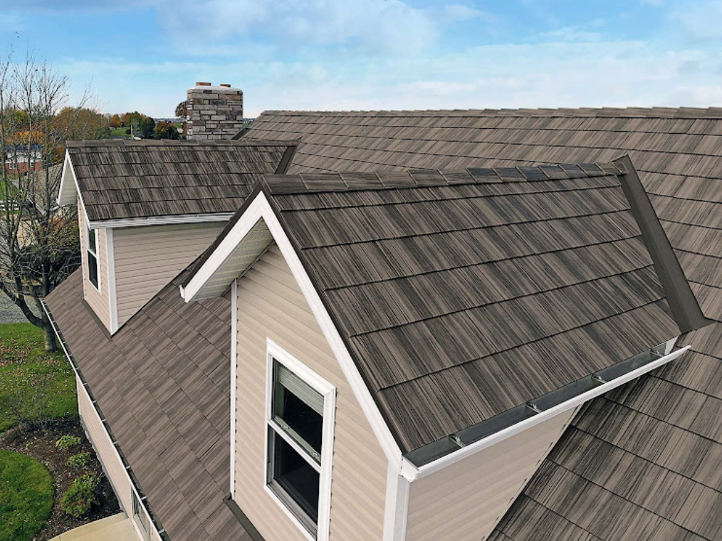 Understanding the Benefits of Metal Roofing in Winter