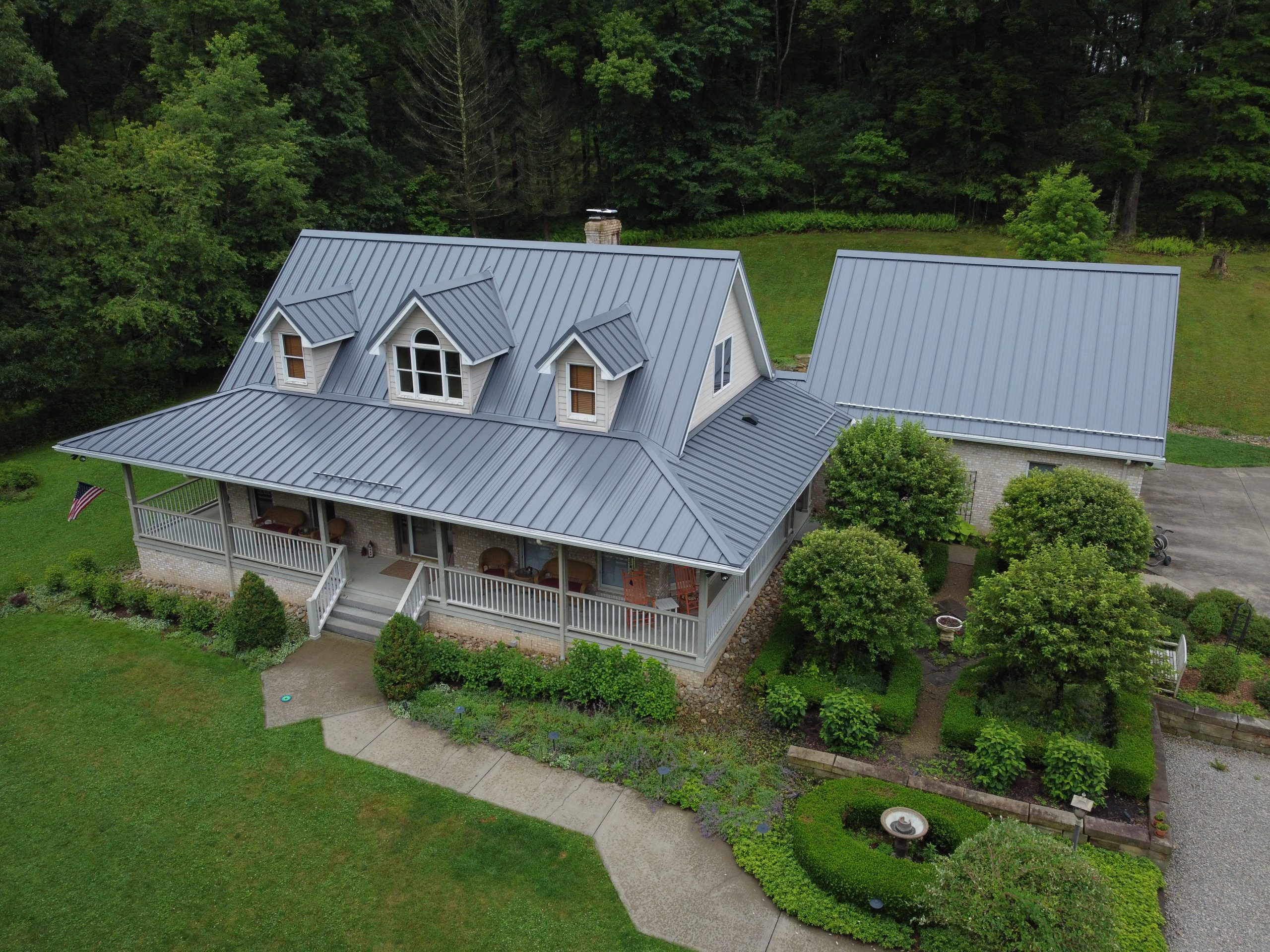 Metal roofing in Bath, Ohio